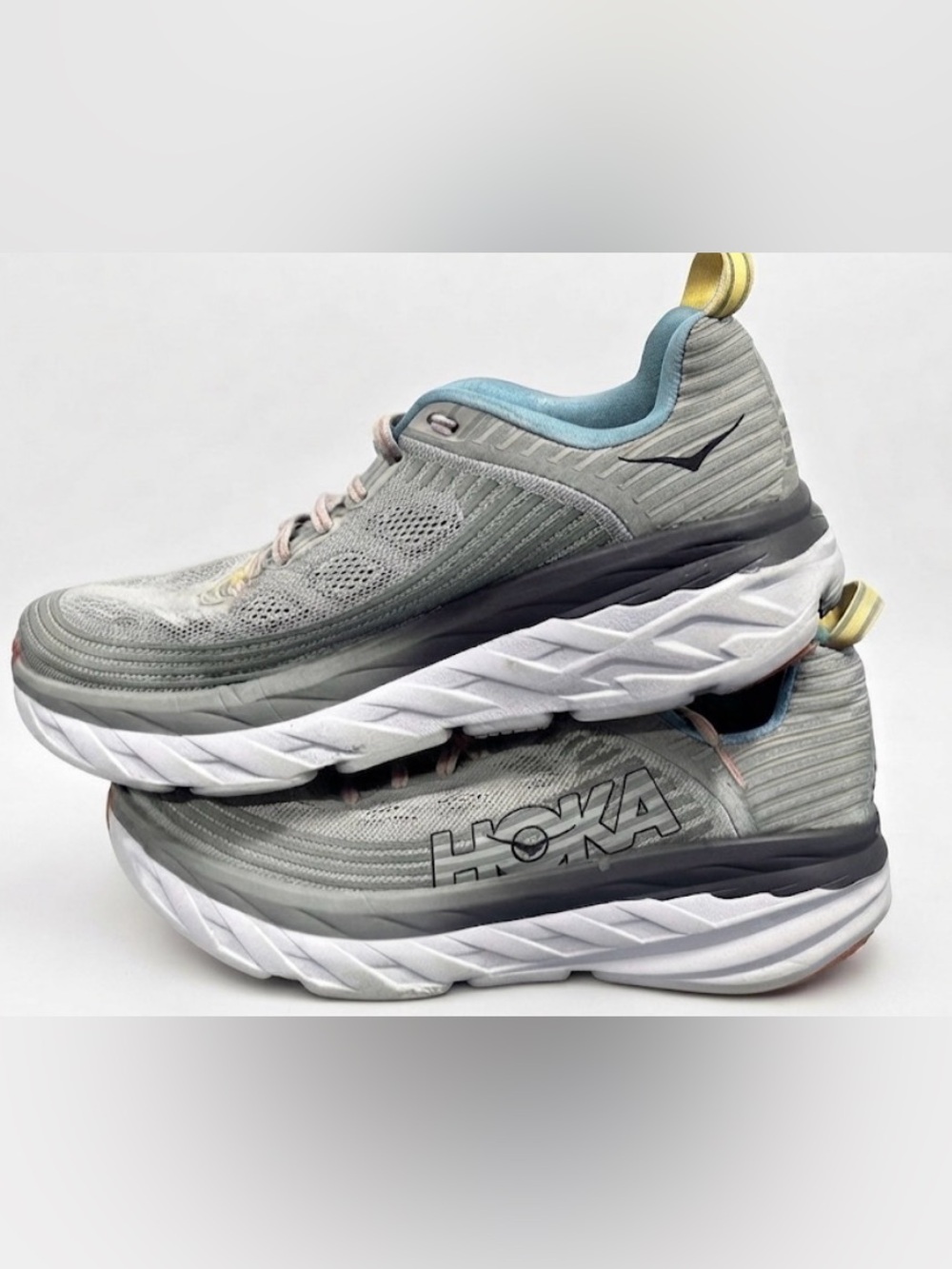 Hoka One One Bondi 6 Women’s size 9 Running shoes in gray and blue colorway - Picture 2 of 6